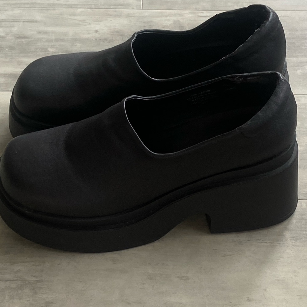 Unif Flex Shoe